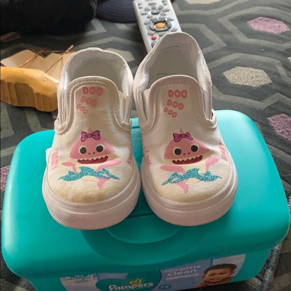 baby shark shoes vans
